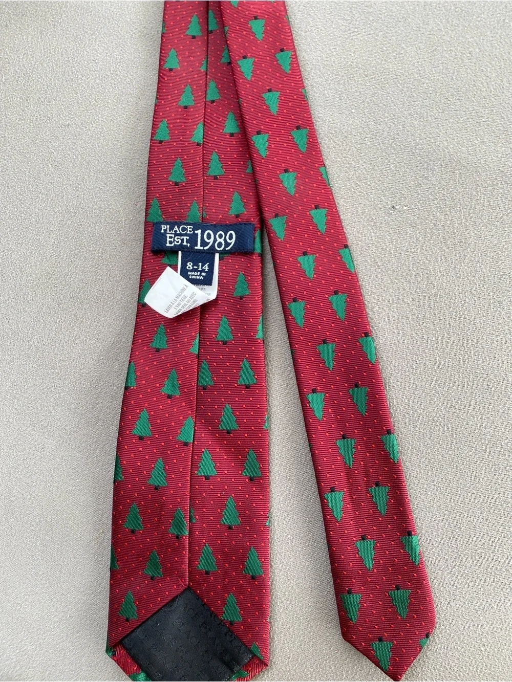 Red & Green Christmas Tree Patterned Tie - Classic Holiday Style Boys 8-14